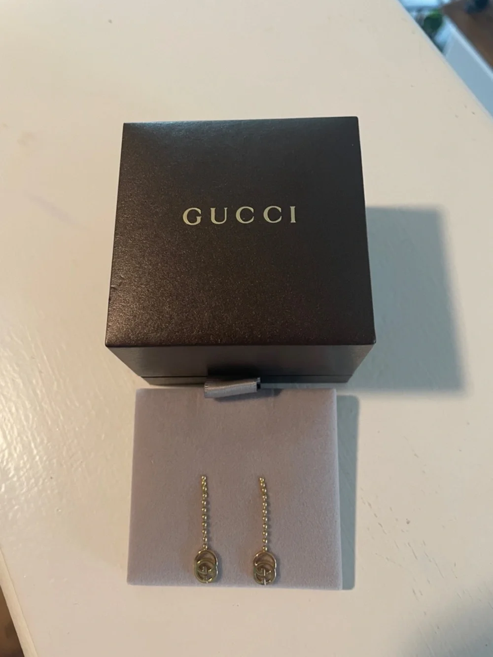 Gucci Gold Interlocking G Drop Chain Earrings - Picture 1 of 5
